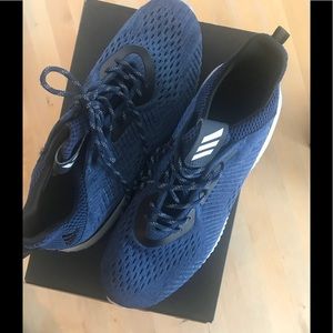 Adidas alphabounce size 10